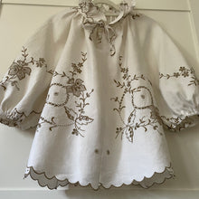 Load image into Gallery viewer, The Ruffle Rosa, Mocha Linen
