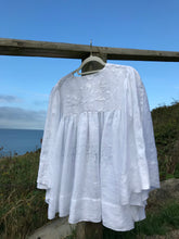 Load image into Gallery viewer, Mithra Folk Smock Blouse, White fine linen