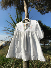 Load image into Gallery viewer, Mithra Folk Smock Blouse, White