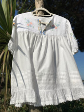 Load image into Gallery viewer, Mithra Folk Smock Blouse, White