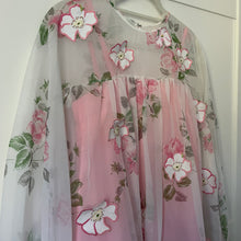 Load image into Gallery viewer, 50s Smock Blouse, White Rose Organza Size UK 8-10
